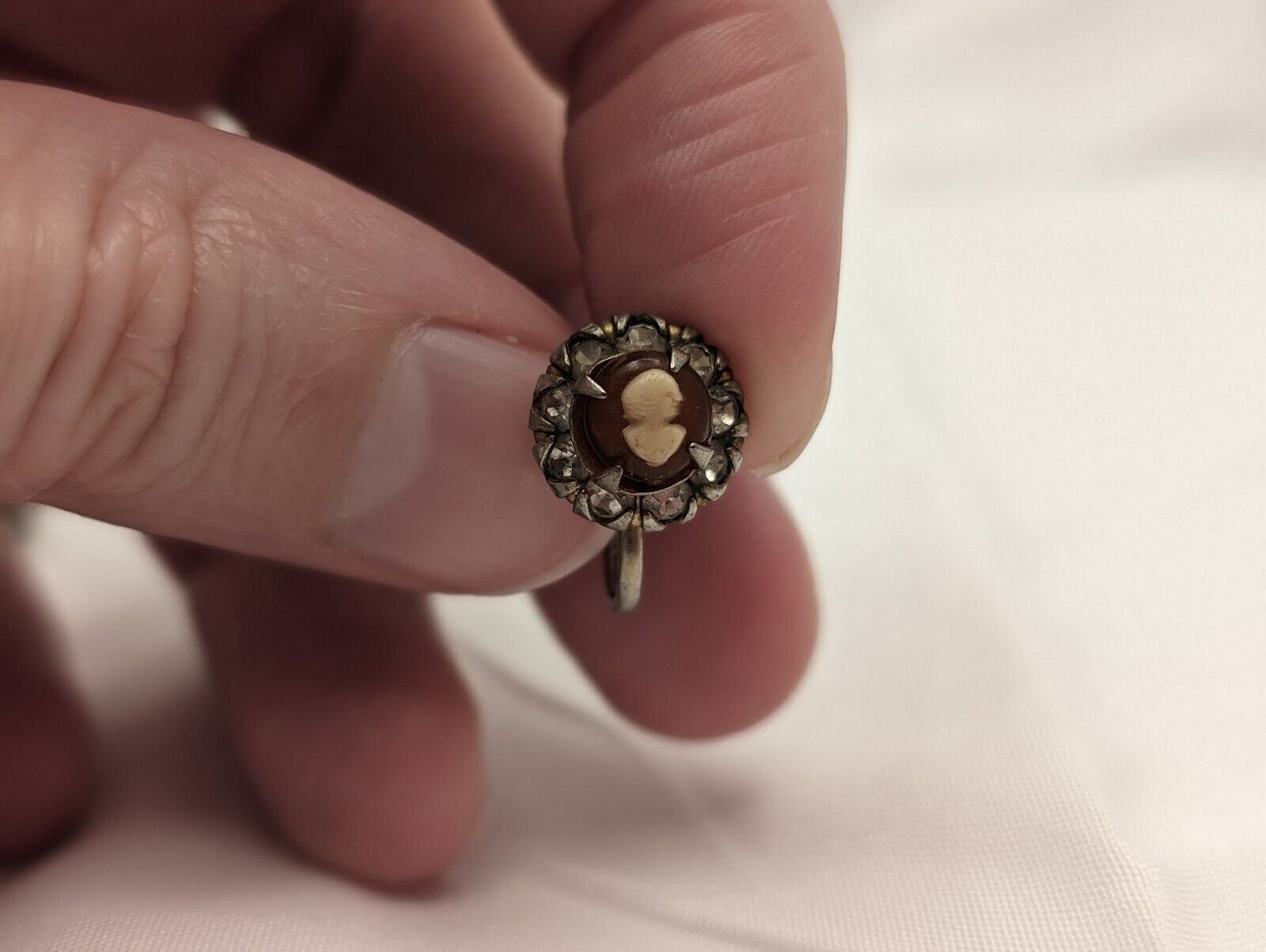 Vargas Cameo Screwback Earrings with Rhinestones - Vintage 1940s Prong Set Clip Ons image 5