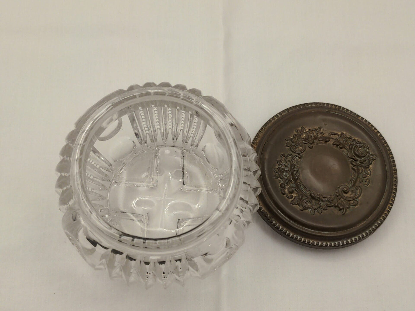 Antique Fostoria Bulls Eye EAPG Footed Dresser Jar from 1900s-20s - Famous Look-Alike - Good/Fair image 9