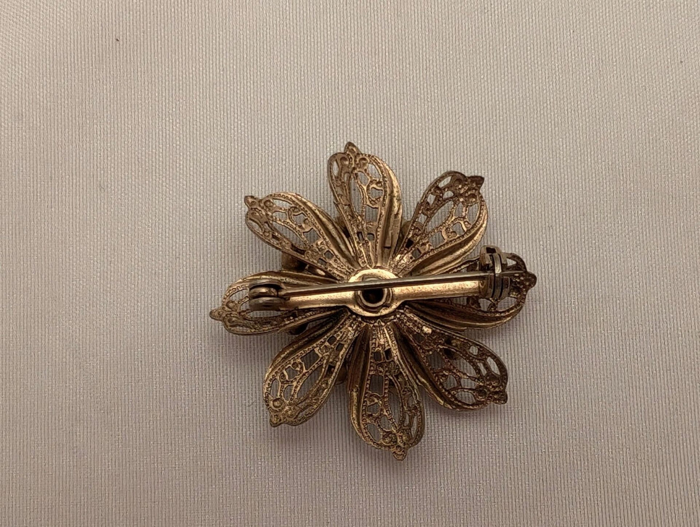Vintage Gold-Toned Filigree Flower Starburst Brooch With Rhinestones-Retro Glam image 2