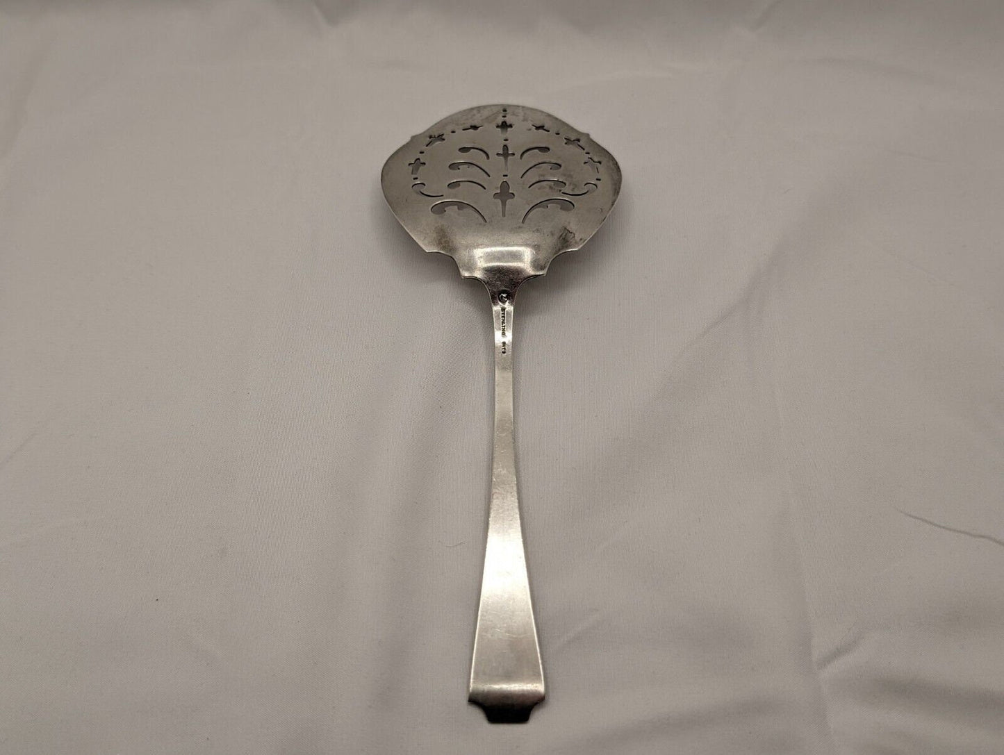 Gorham Durgin Fairfax Sterling Silver Flat Server 8 1/4" Pierced No Monogram 69g - Vintage Dining Collectible image 7