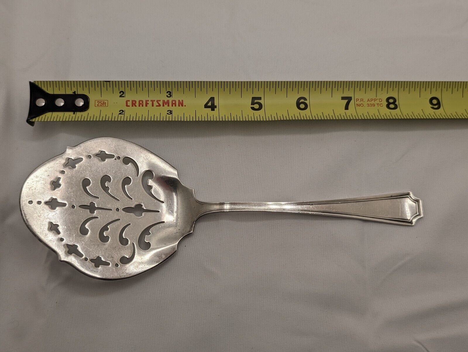 Gorham Durgin Fairfax Sterling Silver Flat Server 8 1/4" Pierced No Monogram 69g - Vintage Dining Collectible image 2