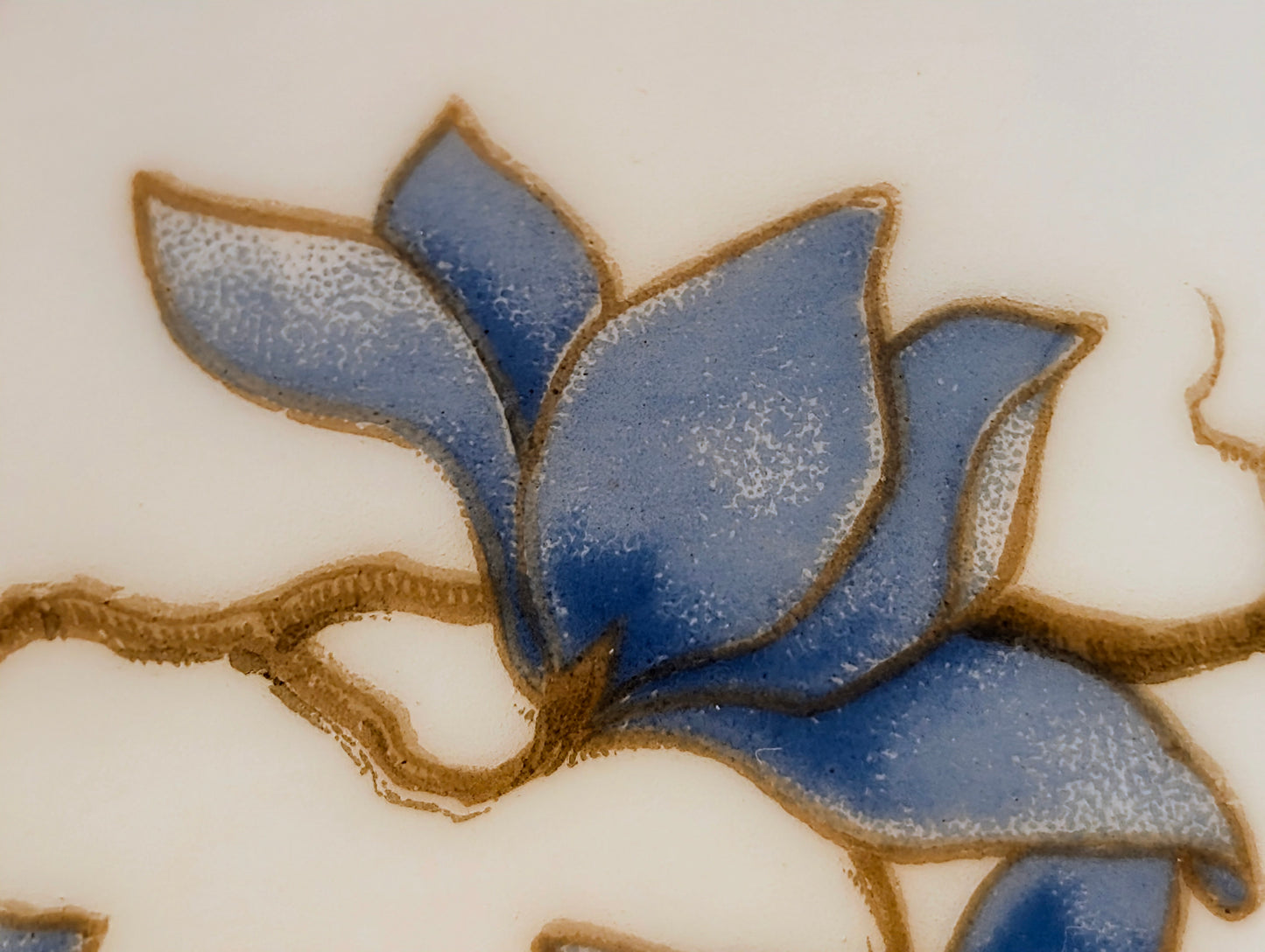 Close Up of the Transferware Decoration on a 1940s Rosenthal Blue Danube Cup