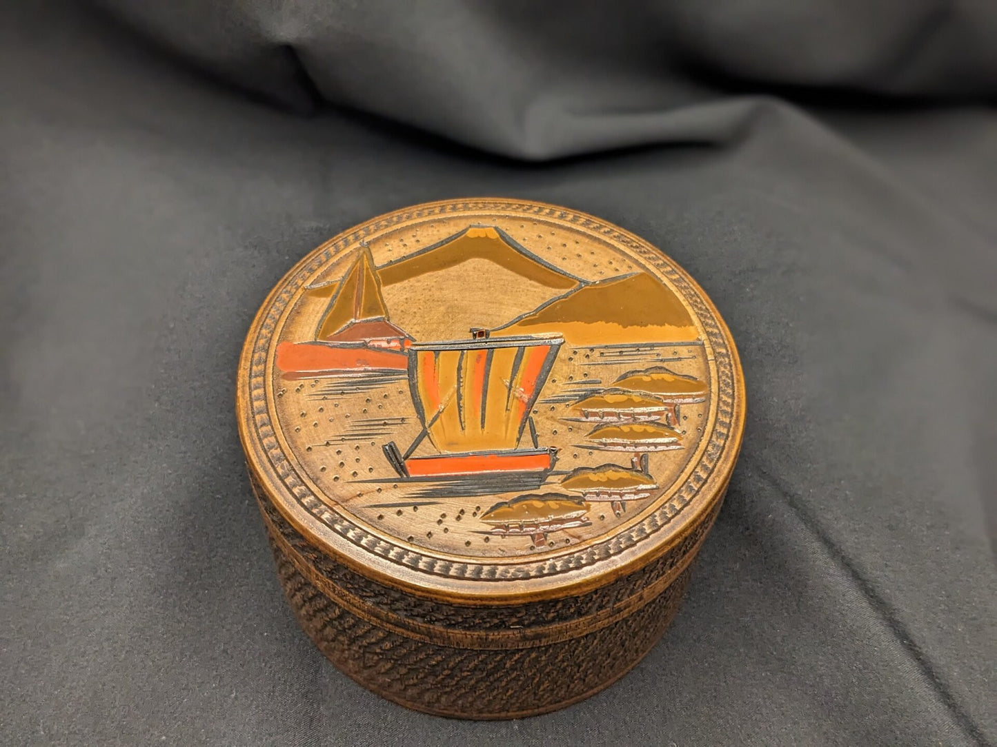 Mt Fuji Carved and Painted Wood Coasters Set of 8 - 1950s Japan image 2